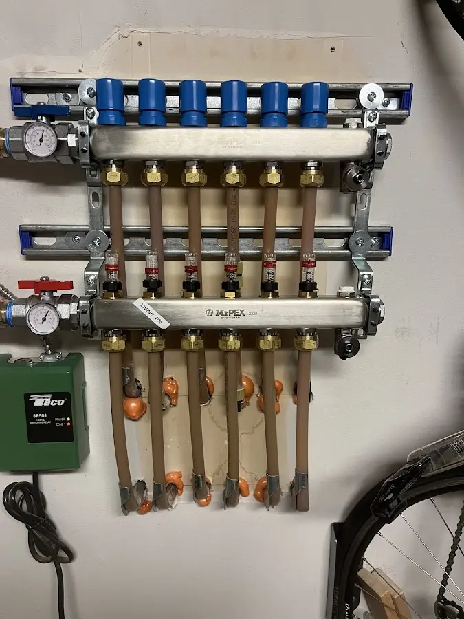 Plumber performing Leak Detection at a residential property in German